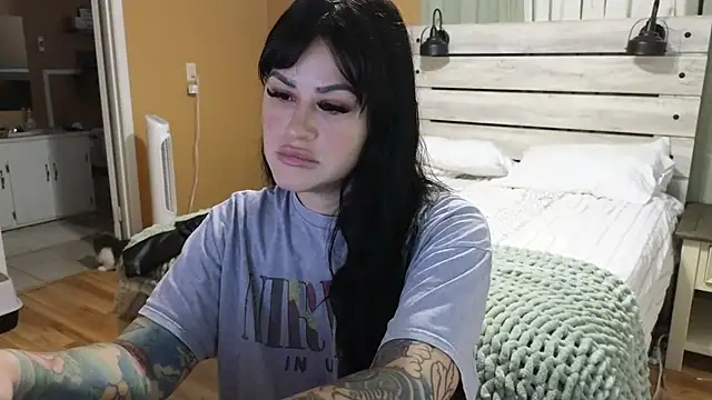 TexasTattooedHouseWife online show from November 3, 2:42 pm