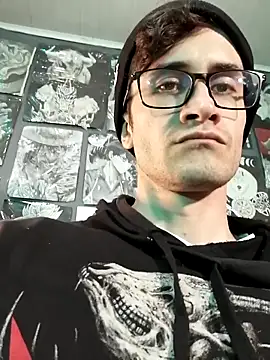 Loggan donnelly online show from December 19, 11:29 pm