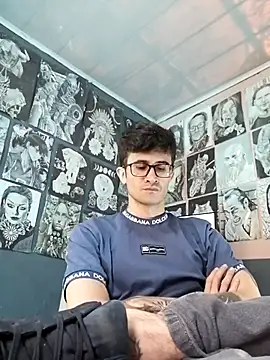 Loggan donnelly online show from December 14, 7:41 pm