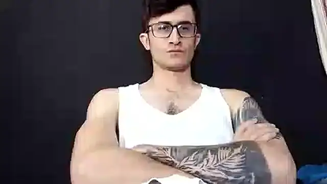 Loggan donnelly online show from December 2, 9:38 pm