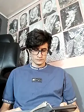 Loggan donnelly online show from February 24, 5:25 pm