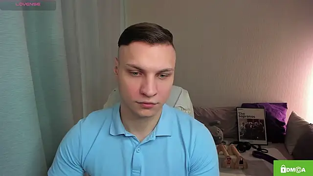 handsome guy01 online show from April 14, 11:48 am