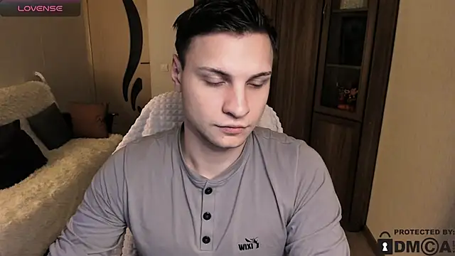 handsome guy01 online show from November 16, 6:56 pm