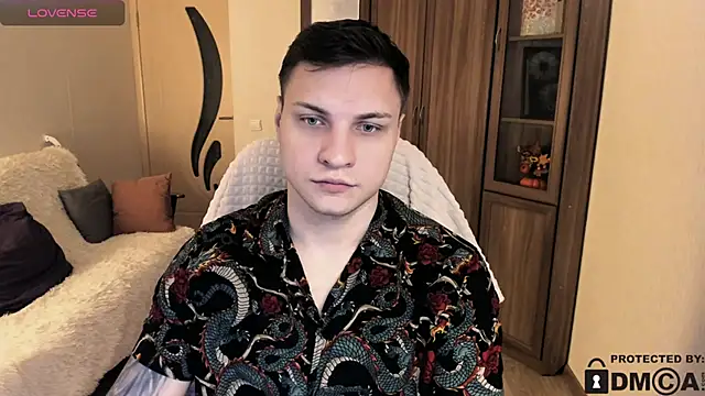 handsome guy01 online show from November 11, 5:24 am