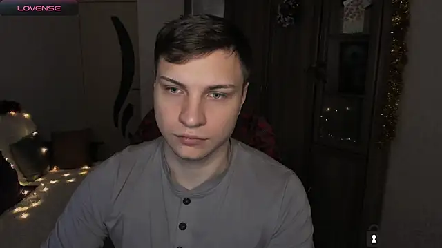 handsome guy01 online show from November 27, 12:55 am