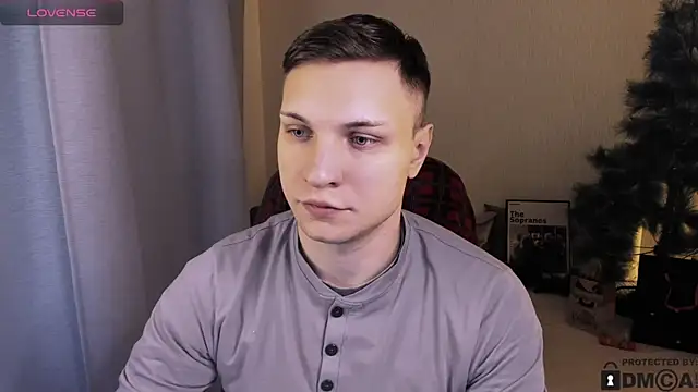 handsome guy01 online show from January 9, 12:17 am