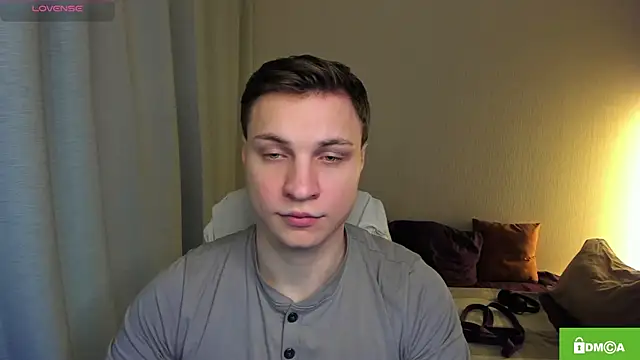 handsome guy01 online show from April 5, 1:23 am