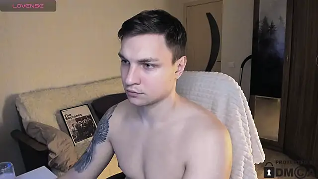 handsome guy01 online show from October 16, 11:13 pm