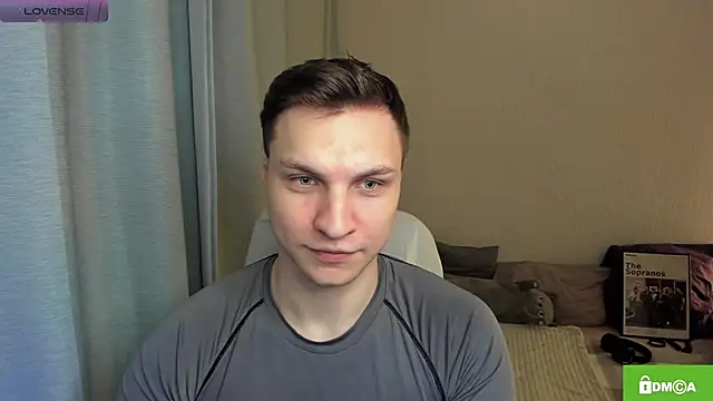 Snapshot of handsome_guy01 chatting on May 28, 6:47 pm handsome guy01 online show from May 28, 6:47 pm