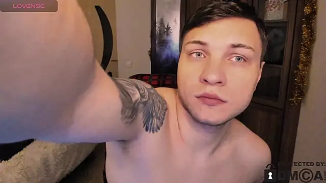 handsome guy01 online show from November 29, 2:23 am