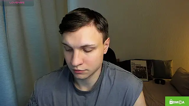 handsome guy01 online show from February 22, 9:44 am