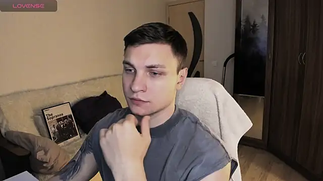 handsome guy01 online show from October 5, 3:47 pm