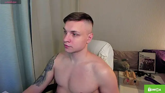 handsome guy01 online show from April 12, 6:44 pm