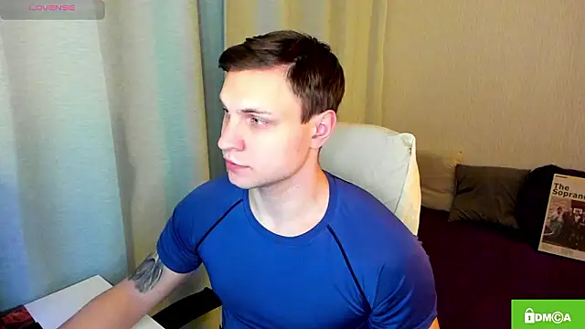 handsome guy01 online show from March 11, 3:50 pm