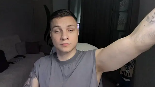 handsome guy01 online show from September 8, 7:35 pm