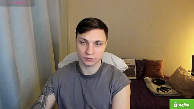 handsome guy01 online show from March 4, 10:06 pm