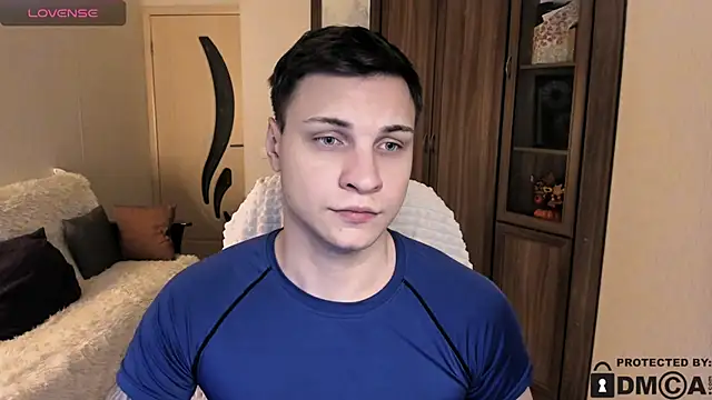 handsome guy01 online show from November 14, 6:00 pm