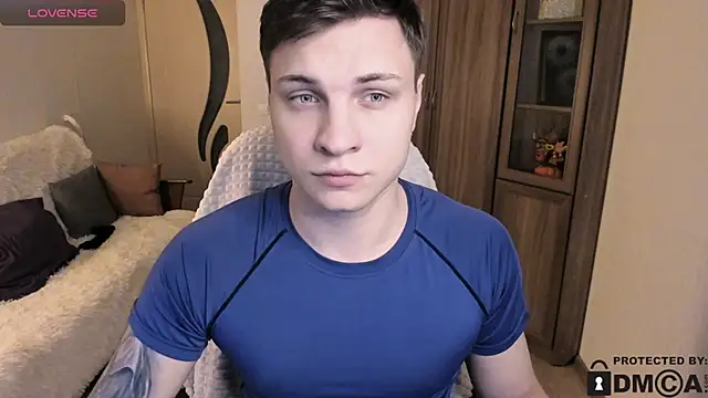 handsome guy01 online show from November 19, 11:27 pm