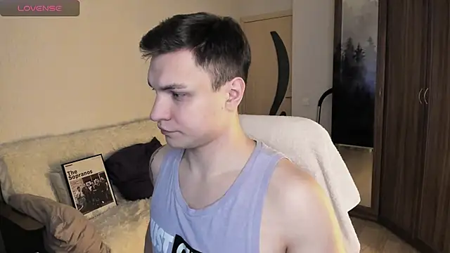 handsome guy01 online show from October 7, 4:19 pm