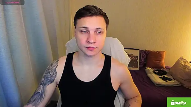 handsome guy01 online show from March 3, 2:07 am