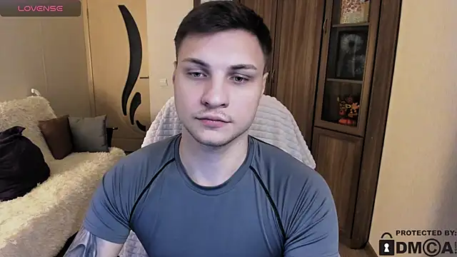 handsome guy01 online show from October 28, 3:44 pm