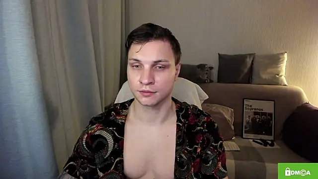 Snapshot of handsome_guy01 chatting on June 24, 10:51 pm handsome guy01 online show from June 24, 10:51 pm