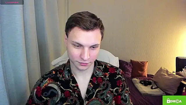 handsome guy01 online show from March 20, 4:13 am