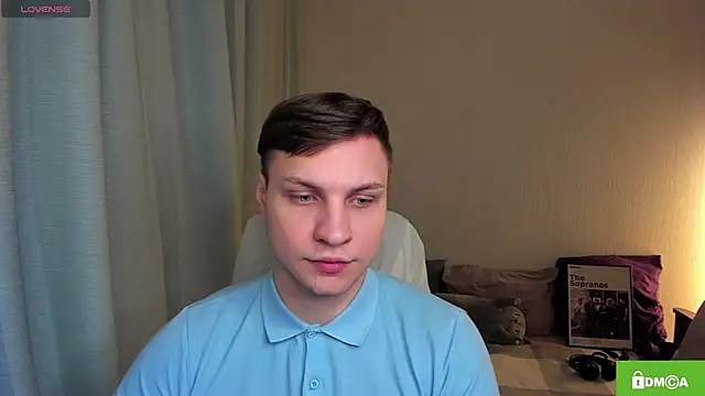 Snapshot of handsome_guy01 chatting on May 11, 6:49 pm handsome guy01 online show from May 11, 6:49 pm