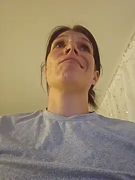 Lenchen  online show from April 12, 7:39 pm