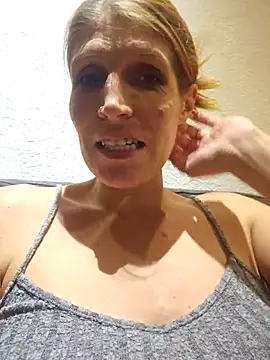 Lenchen  online show from November 2, 8:36 pm