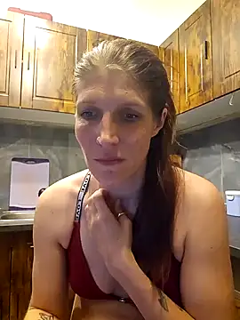 Lenchen  online show from March 13, 8:25 pm