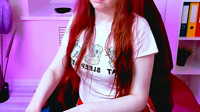 CarolGiggly online show from October 28, 10:41 pm