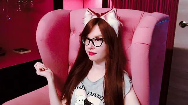 CarolGiggly online show from December 4, 4:59 am