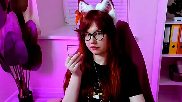 CarolGiggly online show from November 30, 2:23 am