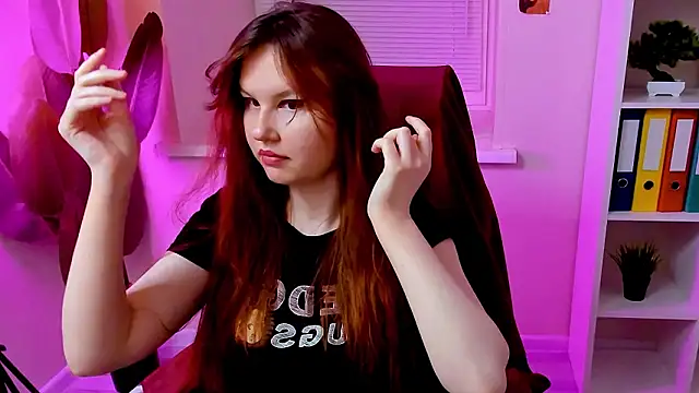 CarolGiggly online show from March 3, 12:56 pm