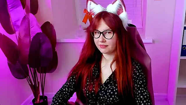 CarolGiggly online show from November 12, 12:48 am