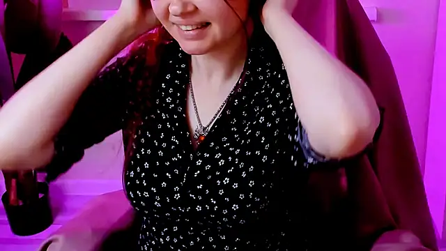 CarolGiggly online show from December 21, 11:38 pm