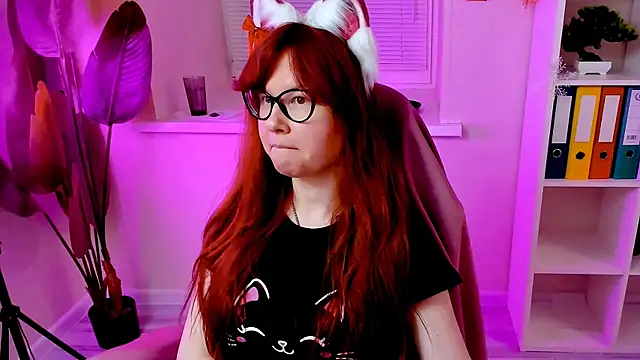 CarolGiggly online show from December 13, 11:33 pm