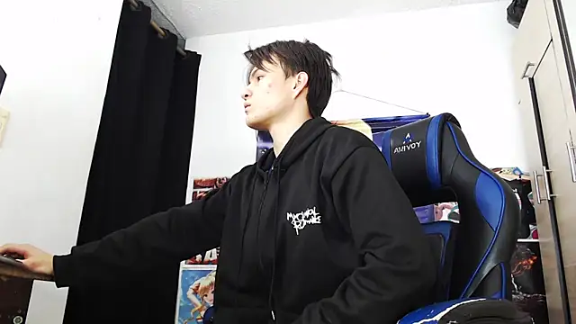 Snapshot of sr_jaeger chatting on November 8, 12:42 pm sr jaeger online show from November 8, 12:42 pm