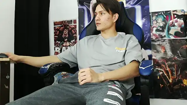 Snapshot of sr_jaeger chatting on November 24, 3:23 pm sr jaeger online show from November 24, 3:23 pm