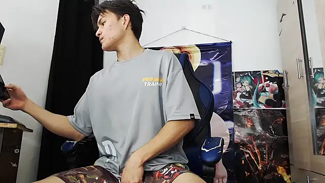 Snapshot of sr_jaeger chatting on November 9, 2:21 pm sr jaeger online show from November 9, 2:21 pm