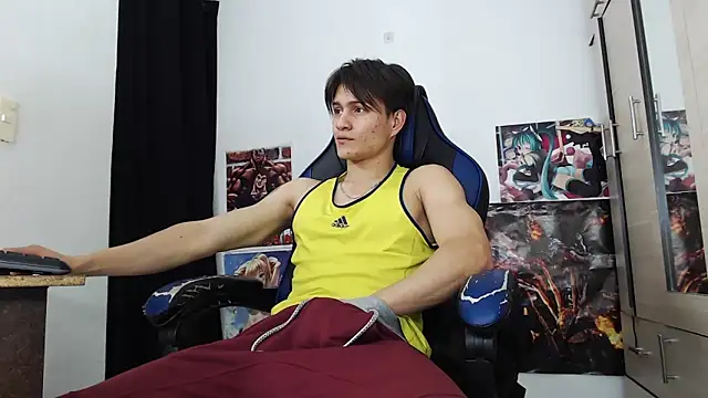 Snapshot of sr_jaeger chatting on November 5, 1:47 pm sr jaeger online show from November 5, 1:47 pm