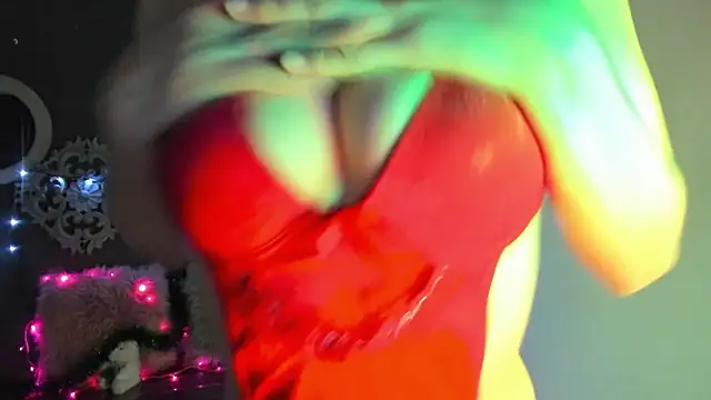 diosadelamor01 online show from December 12, 10:09 pm