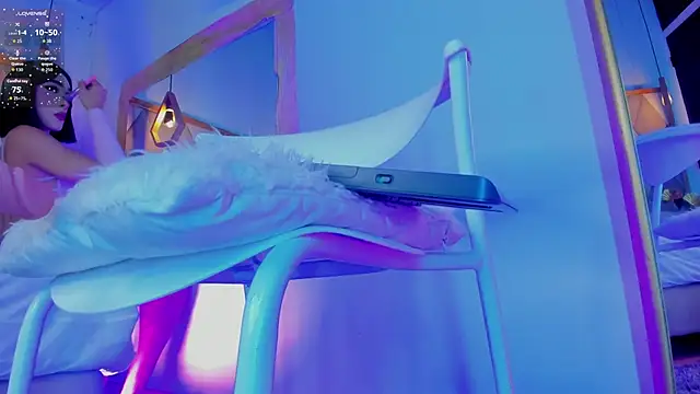 BritannyClaire online show from April 2, 6:09 am