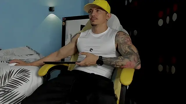 Alex motta online show from February 7, 3:36 am