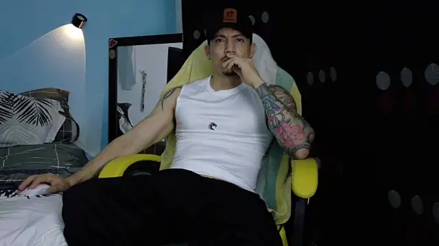 Alex motta online show from April 13, 3:54 am