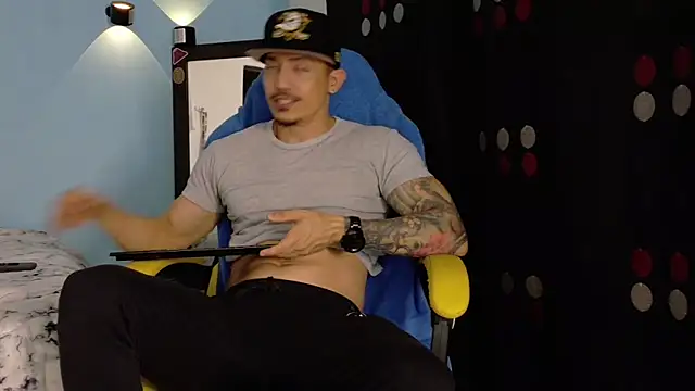 Alex motta online show from March 8, 3:32 am