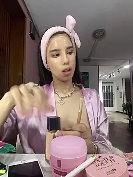 Praga Pink online show from March 23, 5:21 am