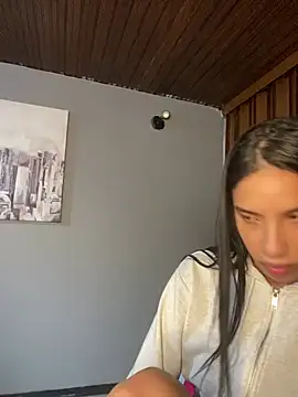 Praga Pink online show from April 18, 3:09 am