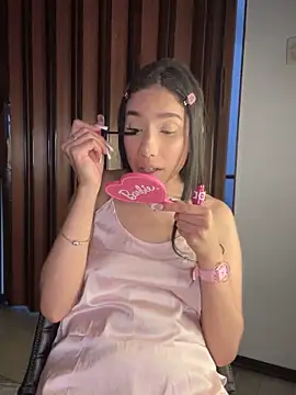 Praga Pink online show from October 9, 4:24 am